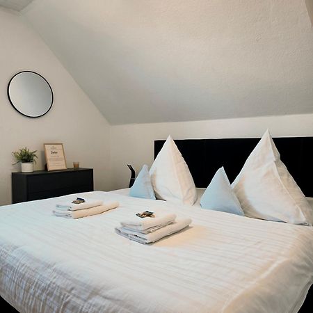 Ama Home Apartment In Hiddenhausen - Wlan, Smart-Tv - Nahe A30 & A2 - Nur 10 Min Von Herford Экстерьер фото