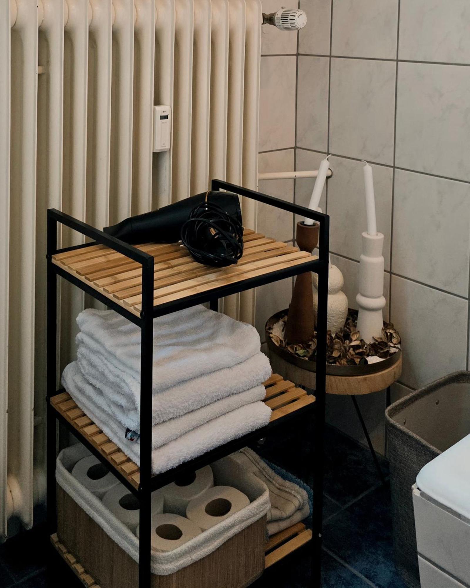 Ama Home Apartment In Hiddenhausen - Wlan, Smart-Tv - Nahe A30 & A2 - Nur 10 Min Von Herford Экстерьер фото